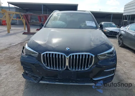 2022 BMW X5 Sdrive40I z USA, uszkodzony, nr VIN 5UXCR4C01N9M36296